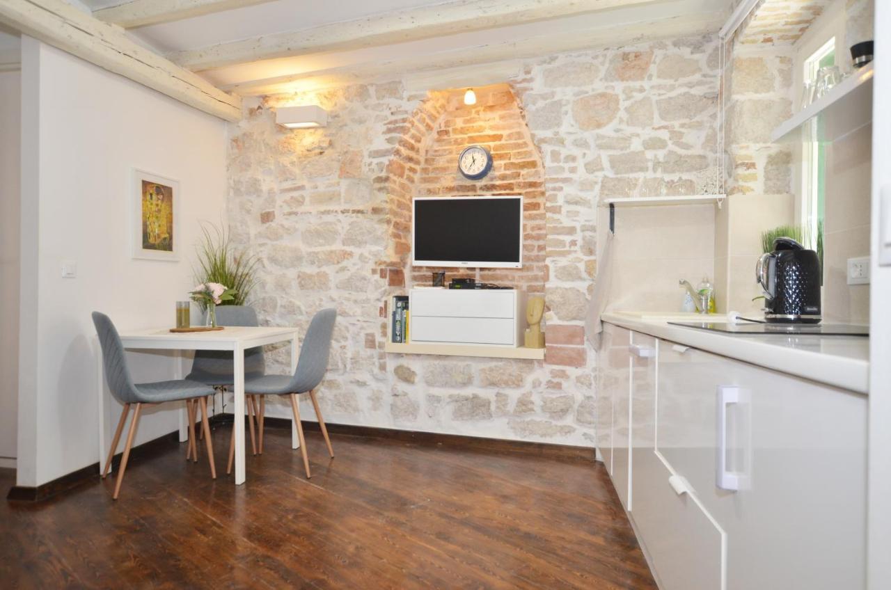 Pisinium Apartment Rovinj Exterior foto